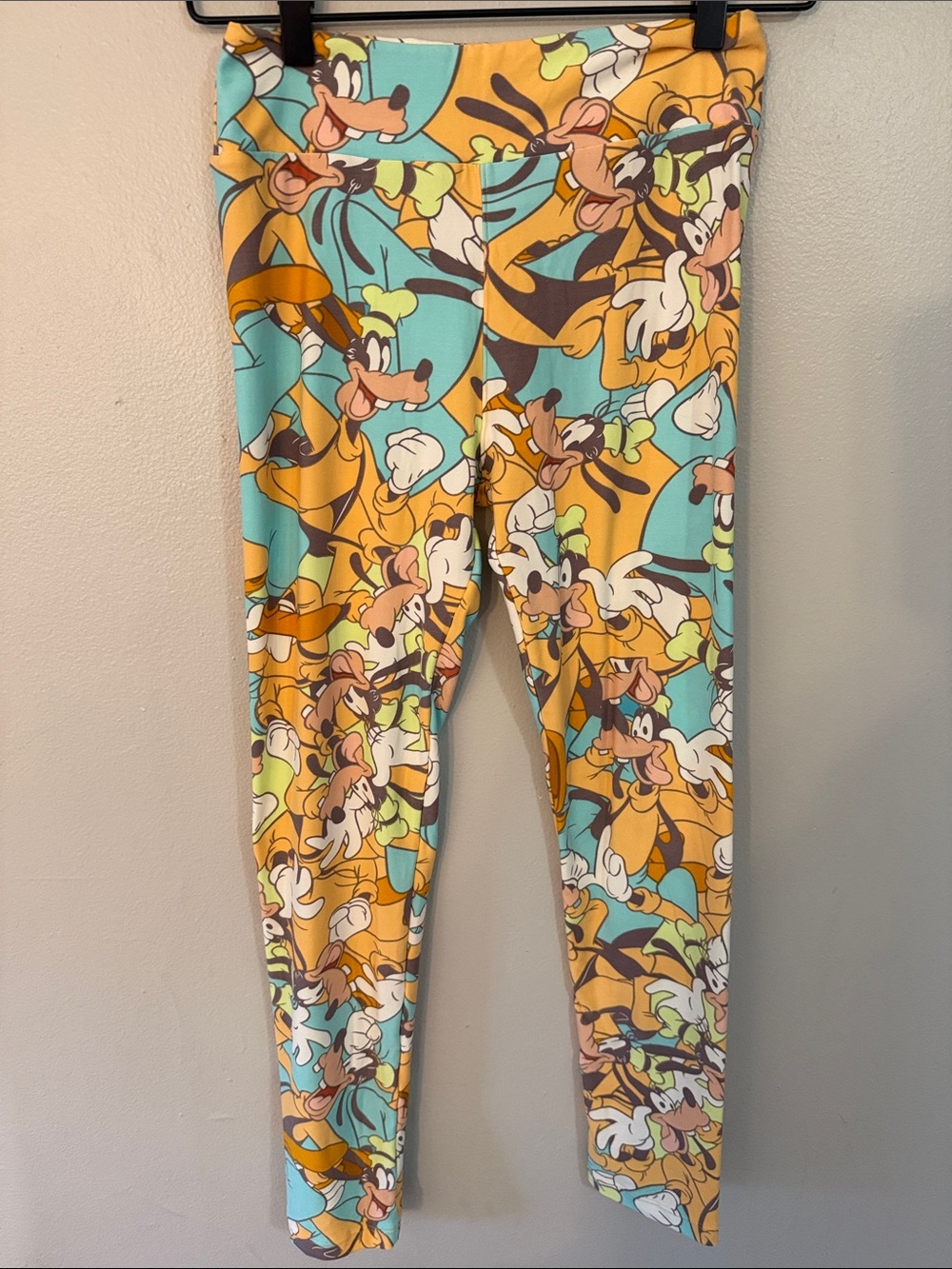 LuLaRoe DISNEY Goofy Leggings